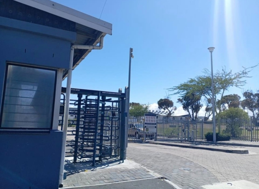 2 Bedroom Property for Sale in Maitland Western Cape
